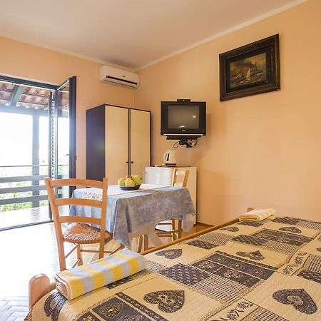 Guest House Nada 392 Pola Esterno foto